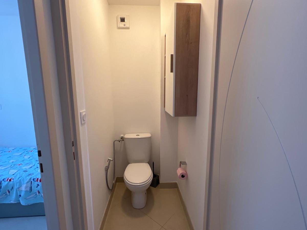 Superbe Appartement A Saint Pierre La Mer Exteriör bild