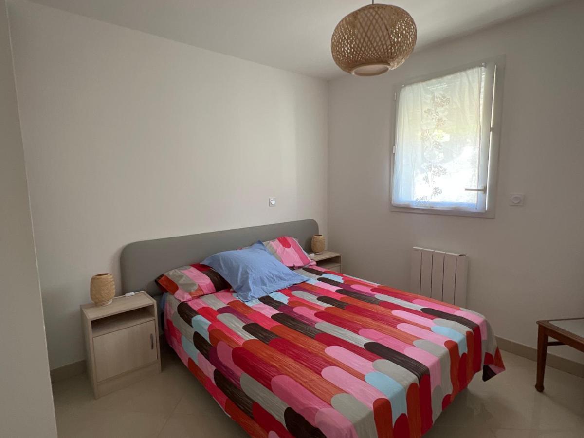 Superbe Appartement A Saint Pierre La Mer Exteriör bild